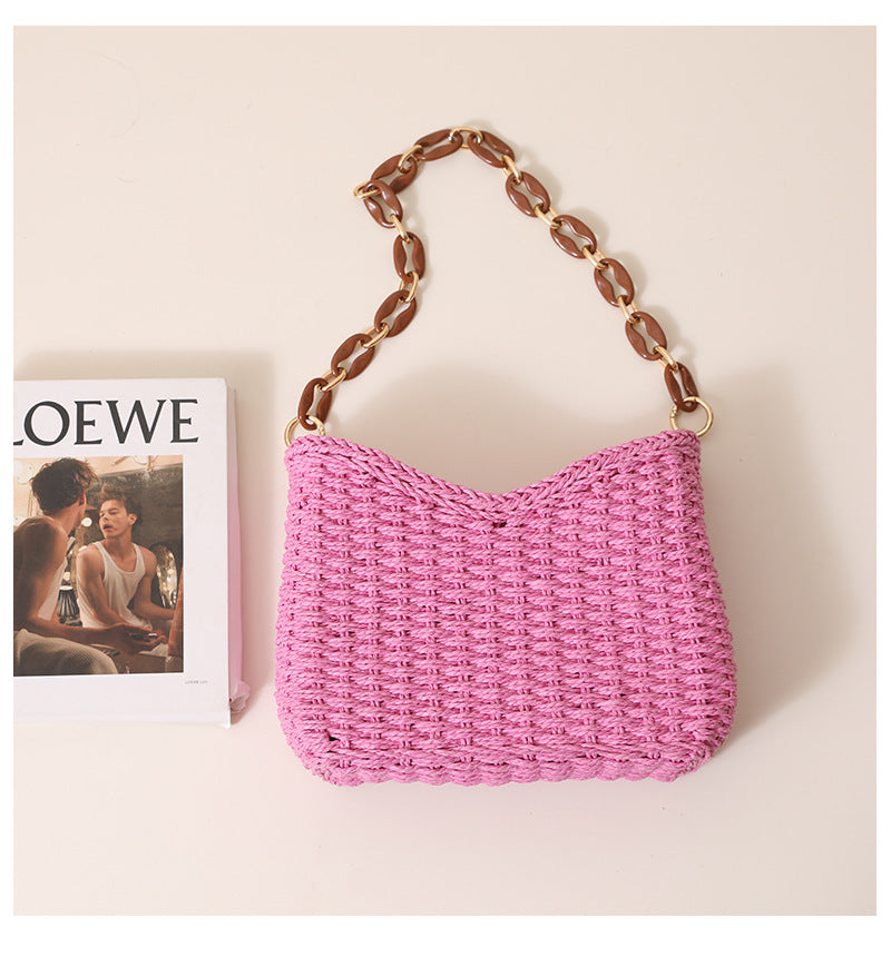 boho straw bag summer, woven beach bag vacation, Textured straw weave handbag with statement chain strap and structured body, a modern woven straw bag perfect for summer vacation bag styling and effortless beachy straw bag looks.