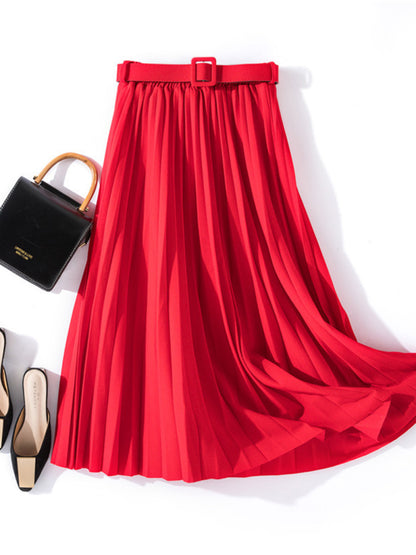Chic pleated midi skirt with belt, perfect for fall office outfits for women and autumn brunch looks. Style this flowy high-waist skirt for quiet luxury fashion and Parisian chic outfit ideas.