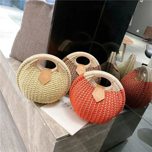 Rattan Bags, Wicker purse, shell bag, straw beach bag, straw bags, beach bags, wicker bag, beach straw bag, straw handbags, straw beach bag, crochet bags, Crossbody purse for evening, small shoulder bag for women, rattan bag, beige rattan bag