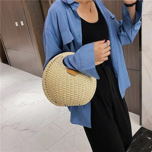 Rattan Bags, Wicker purse, shell bag, straw beach bag, straw bags, beach bags, wicker bag, beach straw bag, straw handbags, straw beach bag, crochet bags, Crossbody purse for evening, small shoulder bag for women, rattan bag, beige rattan bag