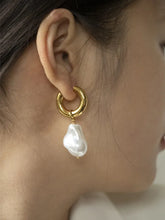 Load image into Gallery viewer, Pearl Drop Earrings, Baroque pearl earrings, Statement earrings, Huggie earrings, Womens pearl earrings,  Retro pearl earrings, Baroque style pearl, Womens fashion accessories, gold pearl drop earrings, Dangle earrings, Pearl Dangle earrings, Elegant earrings, Womens pearl earrings, Stainless steel earrings for women, Stainless steel jewelry, Modern vintage jewelry.