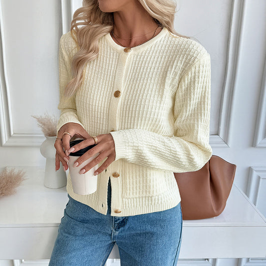 Women’s waffle knit cardigan in cream, cropped knit cardigan women trend, neutral color layering cardigan for workwear outfits, affordable cardigan under $50, wrinkle free cream sweater for office.