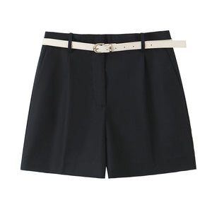 black tailored shorts, work clothes petite, shorts with belt loops, belted cargo shorts, ladies black tailored shorts, Tailored pleated wide-leg belted shorts for women in black, high-waist poly-cotton summer shorts for office wear, travel outfit, minimalist chic brunch look.