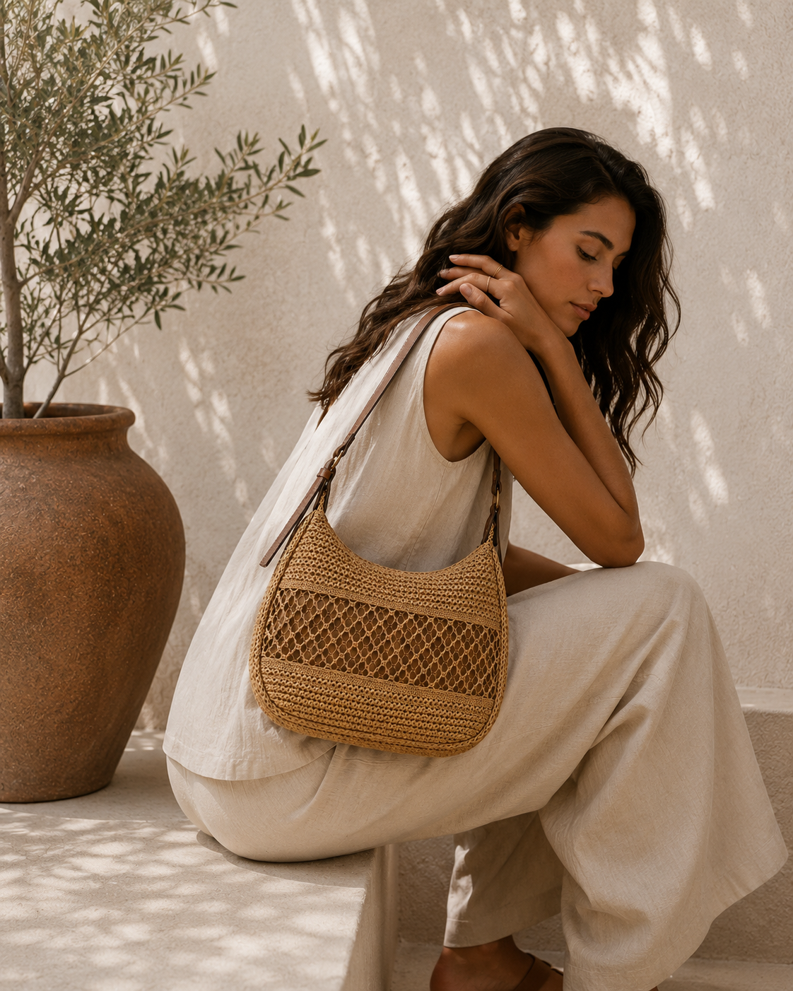 Straw Shoulder Bag, slouchy straw bag for business casual classy, woven hobo summer outing bag, Effortless summer bag, Straw hobo bag with open straw weave handbag texture and curved shoulder silhouette, raffia bag crafted for straw hobo bag summer style outfits and relaxed weekend getaway bag styling.