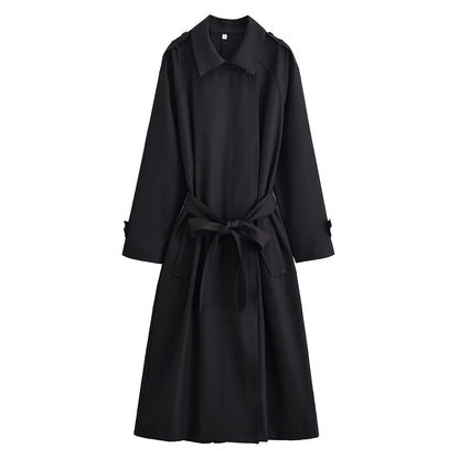Black trench coat women, double breasted trench coat for curvy women, belted black trench, work-appropriate chic fall outfit, Instagram worthy style.