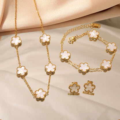 everyday gold jewelry set women Clover motif jewelry set, polished gold-tone finish with charm jewelry set styling, layered delicate chain silhouette, old money aesthetic clover jewelry set women, formal dinner jewelry accessory, lightweight jewelry set for travel, clover jewelry set