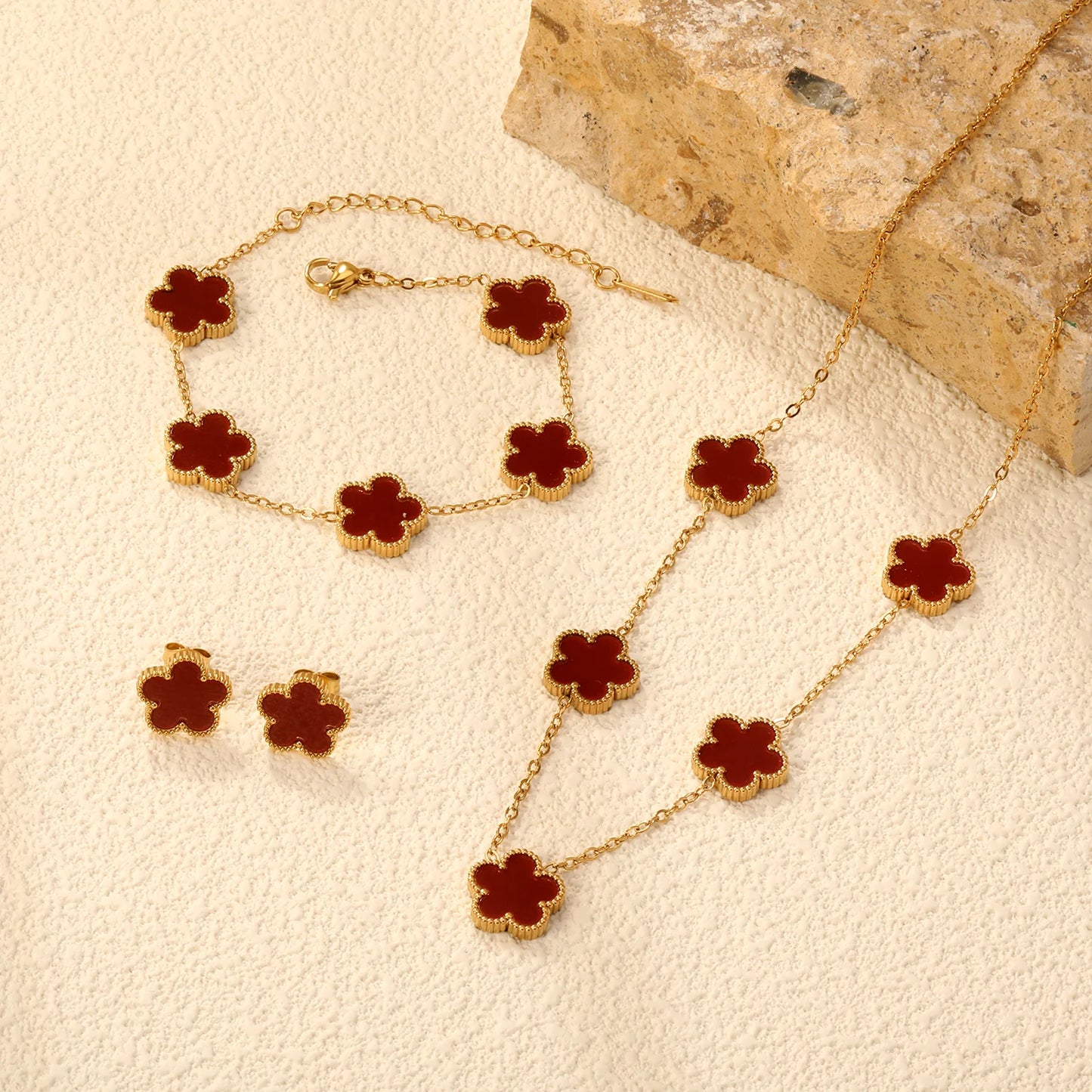 clover necklace bracelet earrings set, Clover jewelry set necklace bracelet earrings, glossy enamel clover charms with gold necklace bracelet set styling, delicate chain arrangement, gold clover jewelry set women, wedding guest jewelry accessory, old money aesthetic jewelry set.