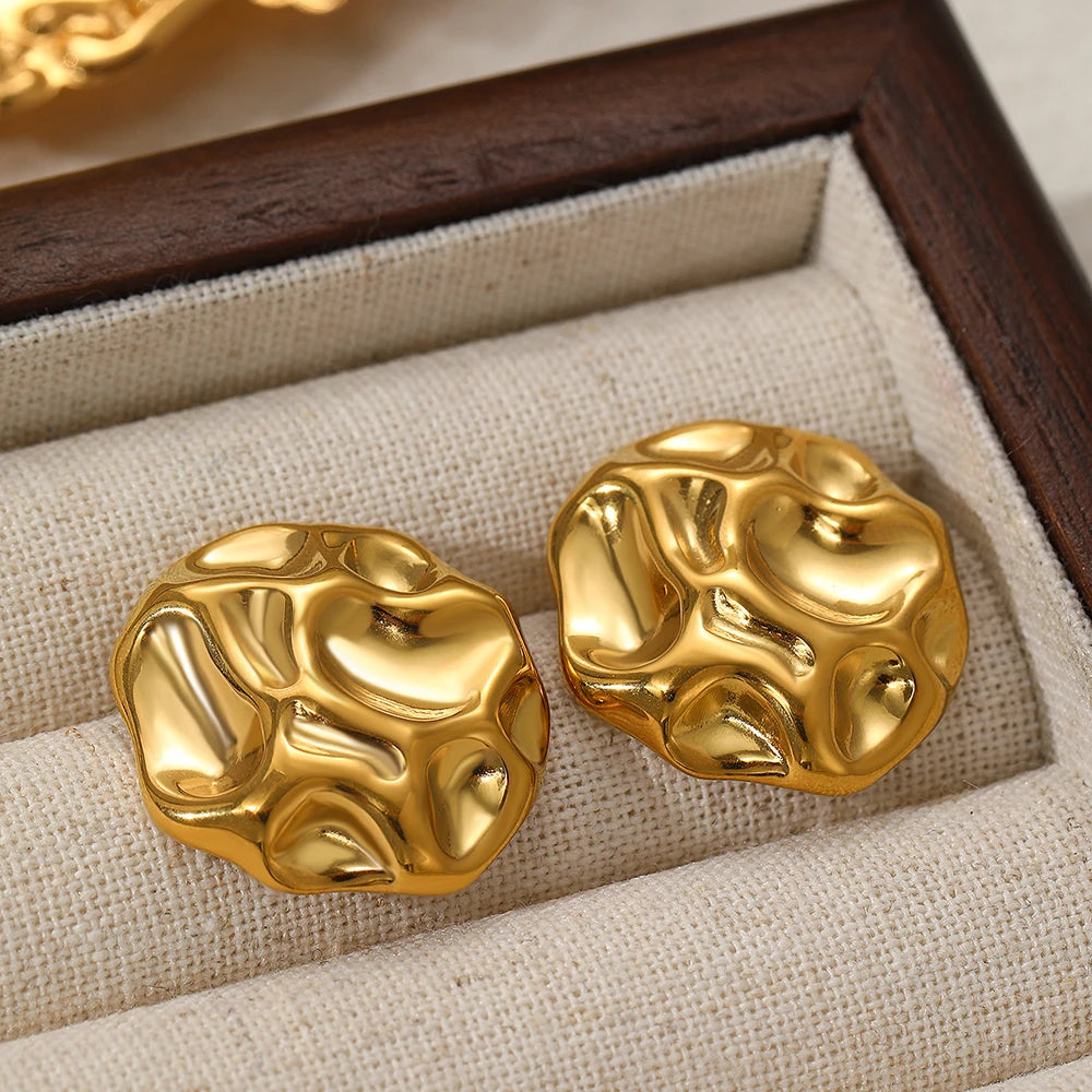workwear statement earrings, minimalist statement earrings, modern gold stud earrings, Chunky gold stud earrings featuring an organic crumpled texture, high-shine sculptural design, modern statement earrings for women seeking bold office-to-evening fashion jewelry.