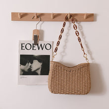 Load image into Gallery viewer, summer shoulder bag, straw market bag, raffia shoulder bag, raffia beach bag for women, wicker bag, straw vacation handbag, raffia sling purse for women, boho straw bag summer, casual summer handbag.