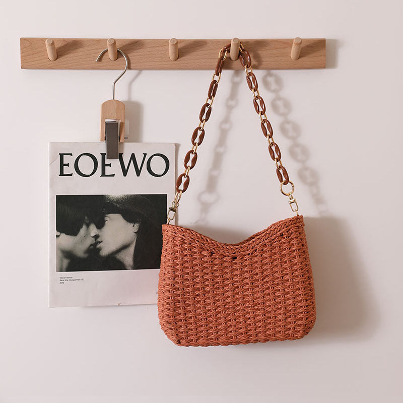 straw purse, Women's straw shoulder bag with woven straw body and chunky resin chain strap, structured natural fiber handbag perfect as a straw bag for women for summer outfits and casual beach day styling, shoulder sling bag for women, straw handbag, wicker bag,  resort bag, raffia shoulder bag.